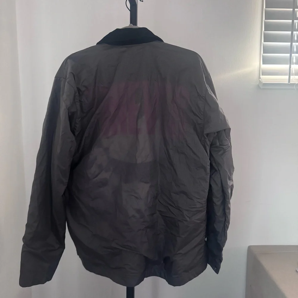 100 Thieves lightweight gray